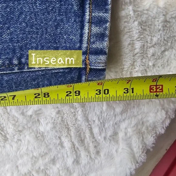 SO High Rise Slim Straight Jeans Medium Wash Women's Size 5 - Picture 14 of 16